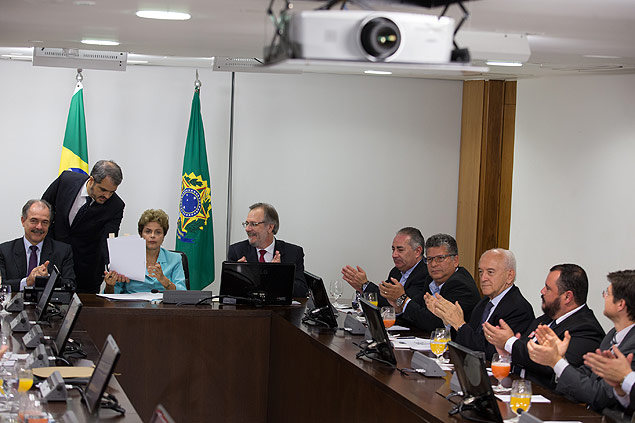 Dilma Rousseff decreed on Monday, July 6th, the creation of a program to keep employment under control in Brazil