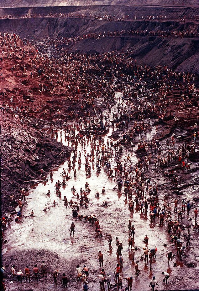 ORG XMIT: 400601_0.tif Garimpo de Serra Pelada. (Curionópolis, PA, 11.04.1991. Foto de Luiz Novaes/Folhapress)