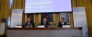 Anncio do prmio Nobel de Economia 2015, realizado nesta segunda-feira