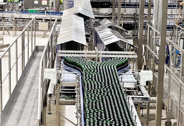 Lucro operacional da Heineken cresce com ajuda do Brasil