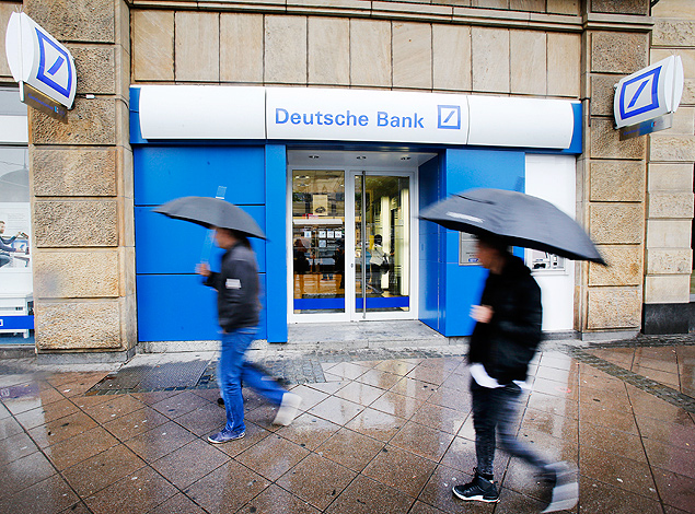EUA cobram US$ 14 bilhes do Deutsche Bank para encerrar investigao sobre hipotecas