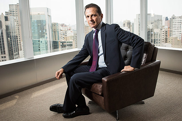 Sao Paulo, , Brasil, 20-10-2015 12h13:Mercado Aberto. Retrato de Renato Rique, fundador e presidente da Aliansce Shopping Centers, em sala do banco Credit Suisse no bairro Pinheiros (Foto Eduardo Knapp/Folhapress. MERCADO). Cod do Fotografo: 0716