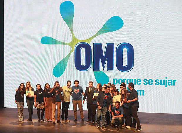 SO PAULO, SP, BRASIL, 26-10-2015,TOP OF MIND, Premiaco Sabo em Po - OMO - Mullen Love (Foto: Letcia Moreira / Folhapress)