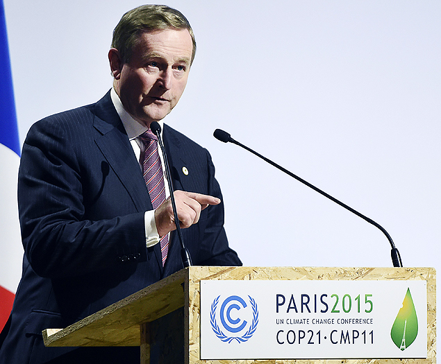 O primeiro-ministro irlands Enda Kenny discursa durante a conferncia (COP21