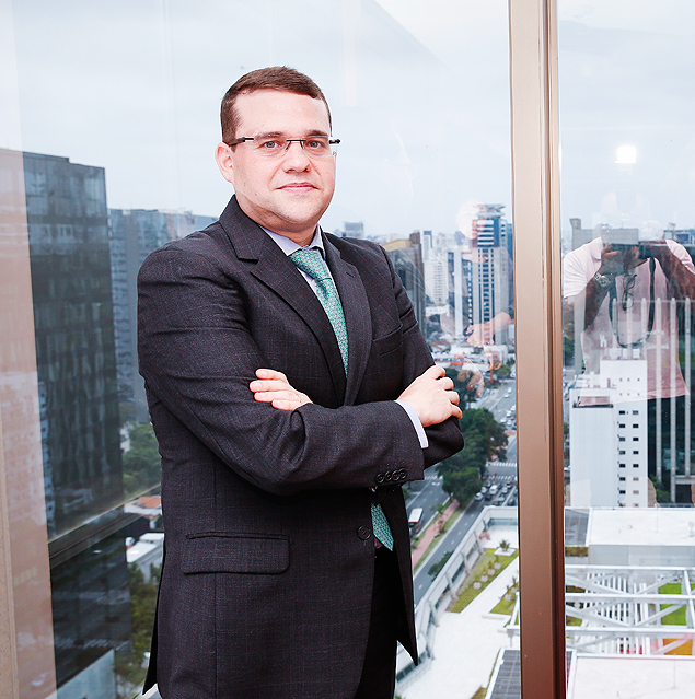 SAO PAULO, SP, BRASIL. 08.12.2015. David Beker, chefe de economia e estrategia do Bank of America Merrill Lynch no Brasil. (Foto: Moacyr Lopes Junior/Folhapress, ESPORTE). ***EXCLUSIVO***