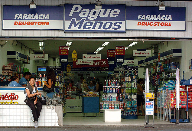 Loja da rede de farmcias Pague Menos, em So Paulo