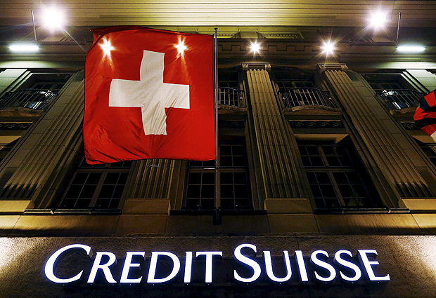 Credit Suisse aumenta cortes de custos em meio a plano de reestruturação