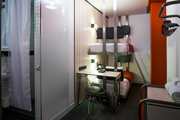  A room at Pod 39, a microhotel on East 39th Street in New York, March 3, 2016. A growing number of so-called microhotels are taking a smaller-is-better approach. The space is tight but the price, at around $100 a night, is right. (Pablo Enriquez/The New York Times) - XNYT161 