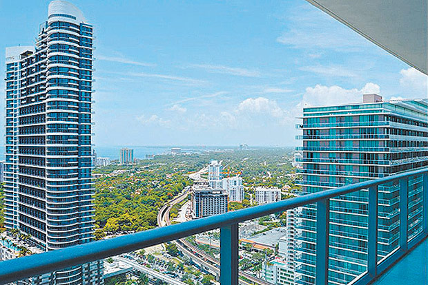 Millecento, edif�cio em Miami em que o site brit�nico Bricksave promove 'vaquinha virtual', ou financiamento coletivo
