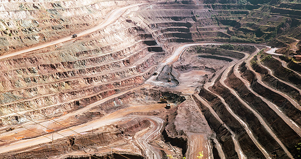 Preços do minério de ferro subiram 6,5% no exterior e ações da Vale dispararam nesta segunda