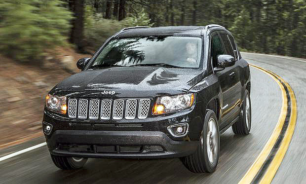 The 2014 Jeep Compass may not be as well-regarded as its big brothers, but it still claims to have the heart and soul of a Jeep, albeit in a smaller, more fuel-efficient package. When it comes to overall refinement, however, Jeep's compact crossover still lags behind almost every crossover on the market. 