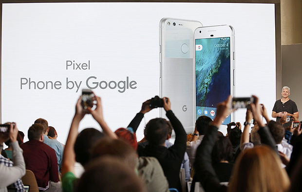 Google apresenta o Pixel Phone, em 2016, celular fabricado em parceria com a HTC 