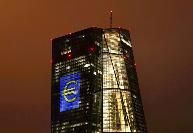 BCE mantm estmulo em meio a retomada do crescimento na zona do euro