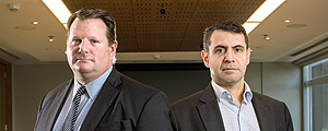 Monitores da Odebrecht: Otavio Yazbek (sem gravata) e Charles Duross – Keiny Andrade/Folhapress Monitores da Odebrecht: Otavio Yazbek (sem gravata) e Charles Duross – Keiny Andrade/Folhapress