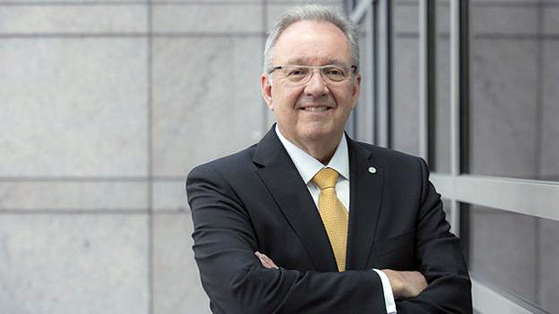 'Jamais imaginei que meu comentrio fosse gerar tanta discusso', diz Theo van der Loo, presidente da Bayer no Brasil