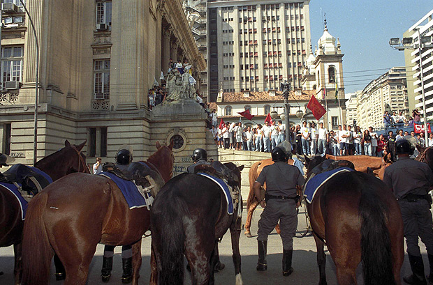 Manifestao de estudantes contrrios  privatizao, em 1997 