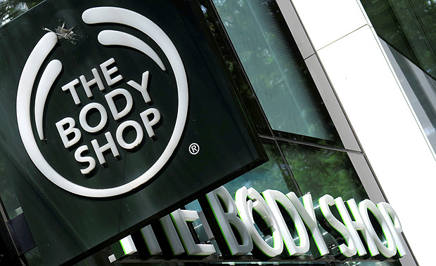 FILE PHOTO: The logo of British cosmetics and skin care company The Body Shop is seen outside a store in Vienna, Austria, June 4, 2016. REUTERS/Leonhard Foeger/File Photo ORG XMIT: KPW507