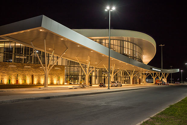 O Aeroporto Internacional de Nacala, obra da Odebrecht em Moçambique