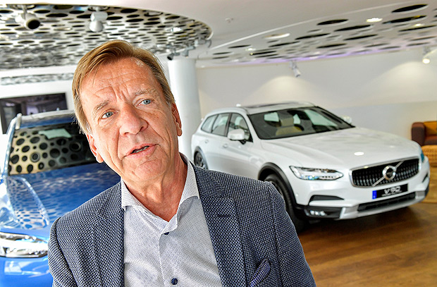 Volvo Cars' CEO Hakan Samuelsson speaks during an interview at the Volvo Cars Showroom in Stockholm, Sweden July 5, 2017. TT News Agency/Jonas Ekstromer/via REUTERS ATTENTION EDITORS - THIS IMAGE WAS PROVIDED BY A THIRD PARTY. SWEDEN OUT. NO COMMERCIAL OR EDITORIAL SALES IN SWEDEN ORG XMIT: SWE03