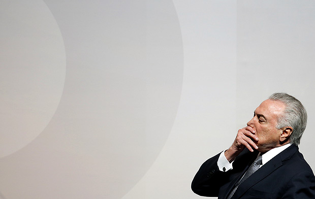 Brazil's President Michel Temer reacts as he makes a presentation to investors at Santander bank in Sao Paulo, Brazil, August 16, 2017. REUTERS/Leonardo Benassatto ORG XMIT: SAO201