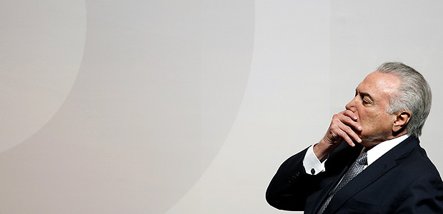 Brazil's President Michel Temer reacts as he makes a presentation to investors at Santander bank in Sao Paulo, Brazil, August 16, 2017. REUTERS/Leonardo Benassatto ORG XMIT: SAO201