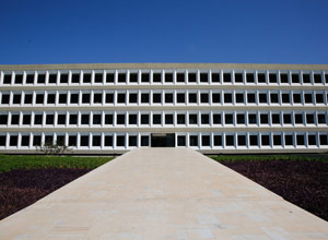 El 44% de los órganos federales brasileños paga salarios de más, según una auditoría