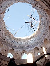 Cpula de mesquita atacada em Samarra; ataque gerou violncia