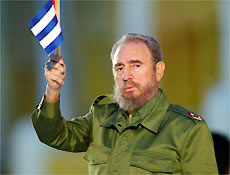 Lder cubano Fidel Castro, cujo estado de sade  &quot;grave&quot; aps 3 cirurgias sem sucesso