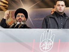 Hassan Nasrallah (esq.) discursa durante festa religiosa para multido em Beirute