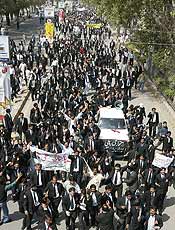 Milhares vo s ruas do Paquisto em protesto contra demisso de juiz