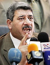 O vice-premi iraquiano Salam al Zubaie, ferido aps ataque suicida