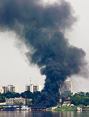 Fumaa cobre Kinshasa aps confrontos que mataram 60 