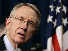 Harry Reid, lder da maioria no Senado dos EUA, defende lei sobre retirada do Iraque