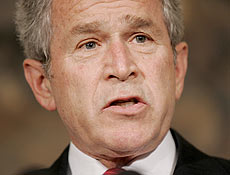 O presidente americano, George W.Bush, defende estratgia dos EUA no Iraque