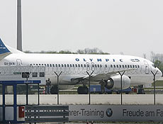 Avio grego faz aterrissagem no-programada em Munique aps ameaa de bomba