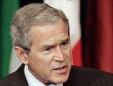 Bush vetou a lei que exigia a retirada das tropas americanas do Iraque