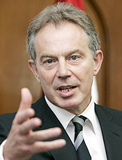 Documentos revelam que Tony Blair queria tirar Gordon Brown