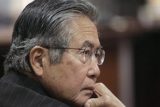 Ex-presidente do Peru Alberto Fujimori (1990-2000) durante julgamento por violaes aos direitos humanos em Lima