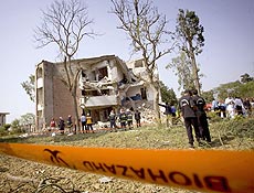 Exploses mataram dez pessoas e feriram outras quatro no Paquisto nesta quinta-feira