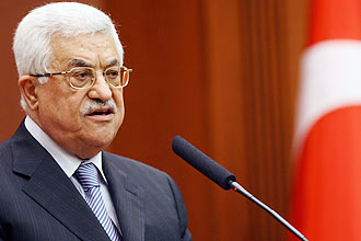 Presidente palestino, Mahmoud Abbas, quer ajudar a reconstruo da faixa de Gaza