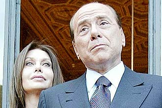 Silvio Berlusconi, e a mulher, Veronica Lario; poltico est envolvido em escndalo por suposto caso com jovem de 18 anos