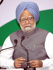 Premiê Manmohan Singh renunciou para formação de novo governo 