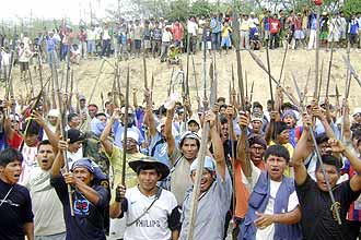 Indgenas protestam nesta quinta-feira na Provncia de Bagua; na regio, confronto matou mais de 60 pessoas nesta sexta-feira