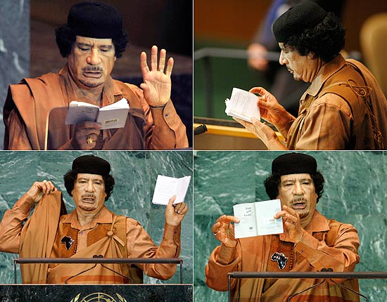 Gaddafi folheia livreto durante o primeiro e longo discurso que fez à ONU; ditador está no poder há 40 anos