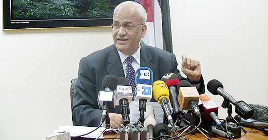O negociador palestino Saeb Erekat,em imagem de 2009, diz que proposta de Israel é obstáculo à paz
