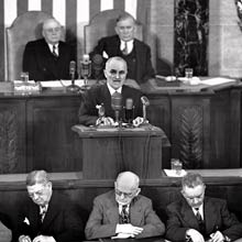 Truman defende Guerra da Coreia; ele se empenhou em evitar expanso do comunismo