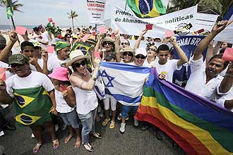 Manifestantes no Rio protestaram, contra a visita do presidente do Ir, Mahmoud Ahmadinejad, que chega ao Brasil nesta segunda