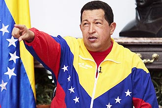 Oponentes do presidente venezuelano Hugo Chávez aderiram ao Twitter e a outros sites de redes sociais, que o criticam nesses canais