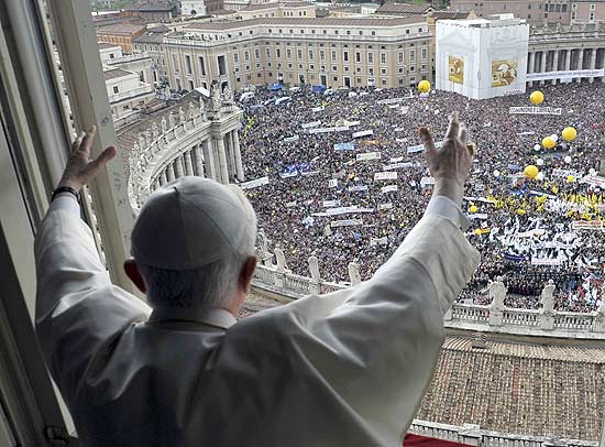 Em comunicado, Vaticano expressou "choque" e "indignação" com operações policias na Bélgica