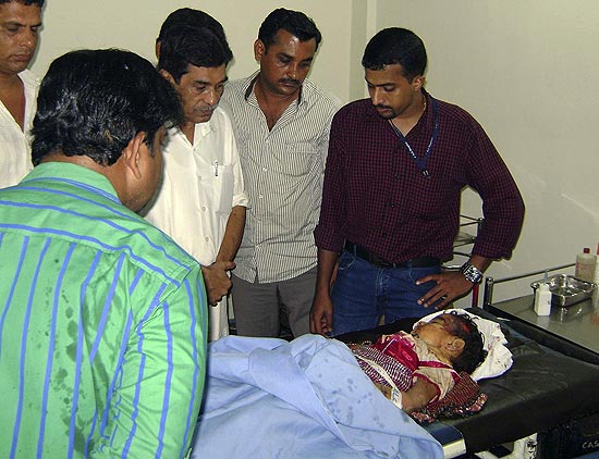 Criança é resgatada com vida da fuselagem do Boeing-737 da Air India Express; ministro renuncia após tragédia 